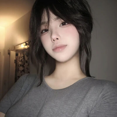 在骂我吗 听不懂 感觉像小狗撒娇