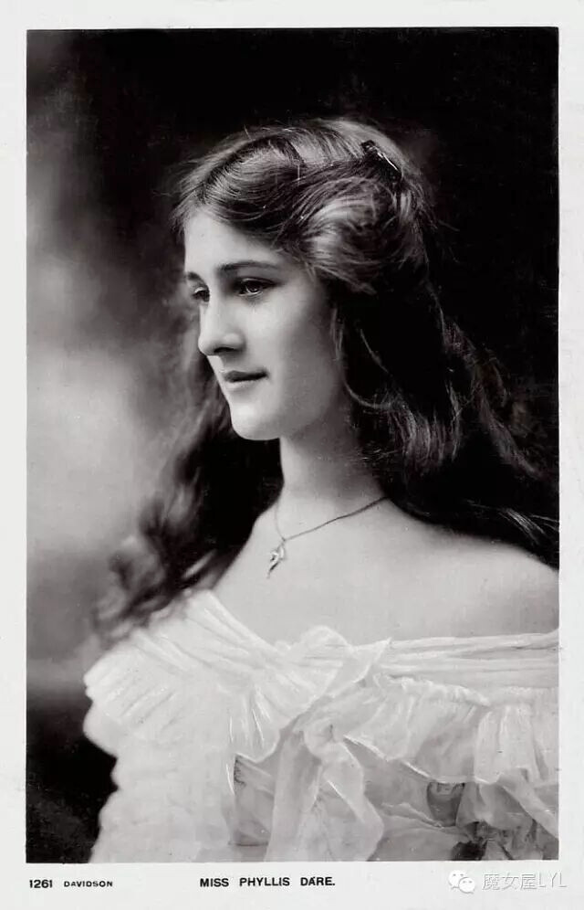 菲利斯 戴尔（1890年8月15----1975年4月27）