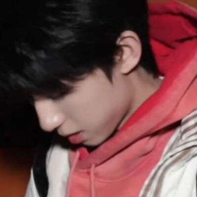 这个发型越看越帅啊