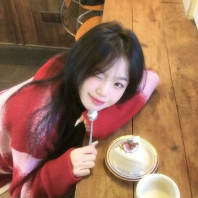 在骂我吗 听不懂 感觉像小狗撒娇