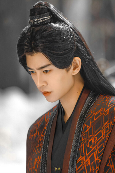 任嘉伦《凤凰台上》萧焕