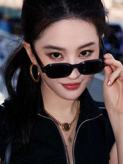 刘亦菲 2025年F1赛季收官战-阿布扎比大奖赛决赛2025.12.7