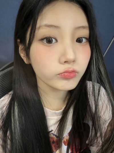 ILLIT wonhee李沅禧