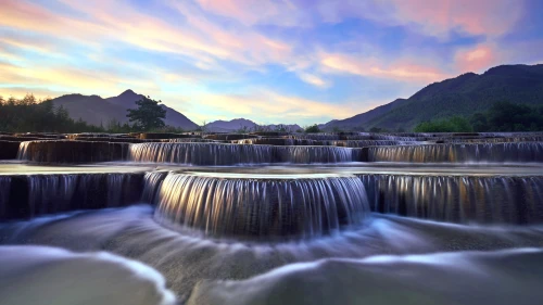 层叠瀑布暮色 自然景观 瀑布 层叠水流 4K