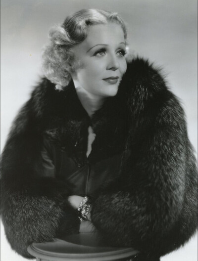 Gloria Stuart