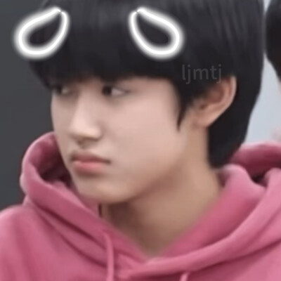 我本来想给他添一个猪鼻子猪耳朵，但是好奇怪