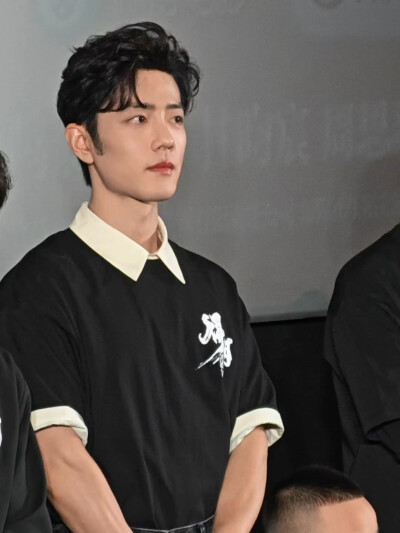 怀“谨制”之心，凝众人之力，莫得闲@肖战 赴约分享#电影得闲谨制# 的故事。 ​​​