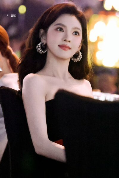 cr.-First_Frost-章若楠