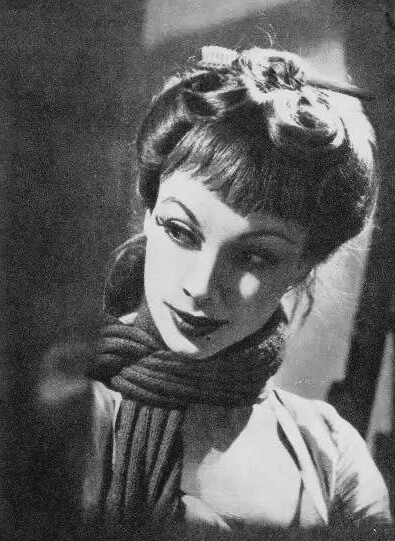 1945年，费雯·丽在出演舞台剧《九死一生》时的一幅剧照。 ​​​