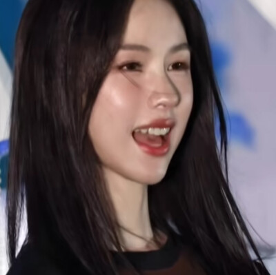 爱你的兔牙弯弯