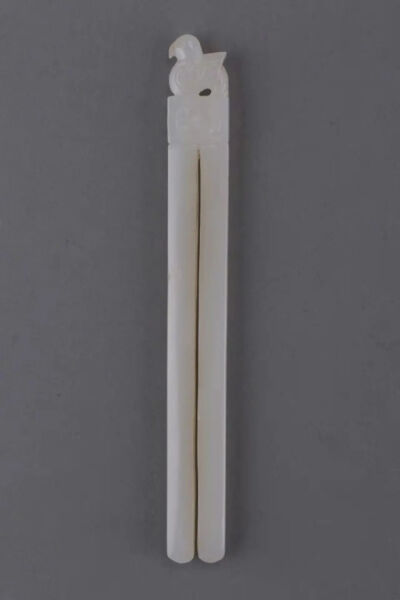 宋代 白玉凤鸟纹钗观复博物馆藏