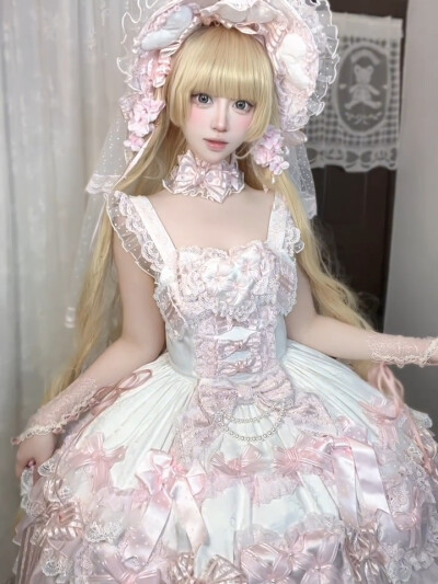 姐妹们谁懂啊，这条直接一眼草啊，穿上简直就是公主本主呀