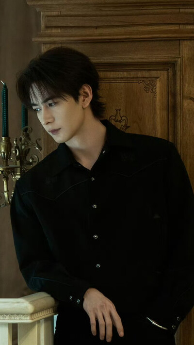 枭起青壤 炎拓 陈星旭