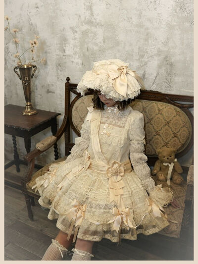 什么神仙裙子居然这么好看，像个可可爱爱的洋娃娃一样，好萌啊