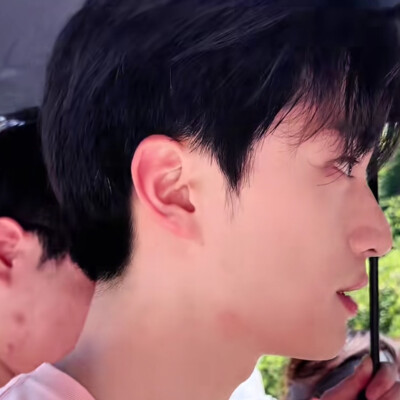 你美目如当年流转我心间