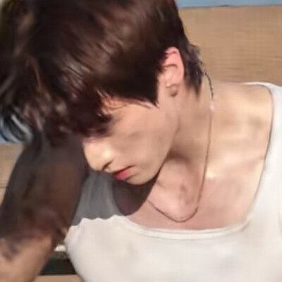 村里最帅的修车工