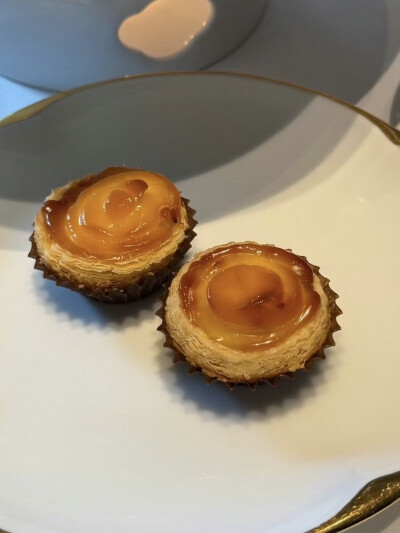 人生短短三万天
吃过一天是一天