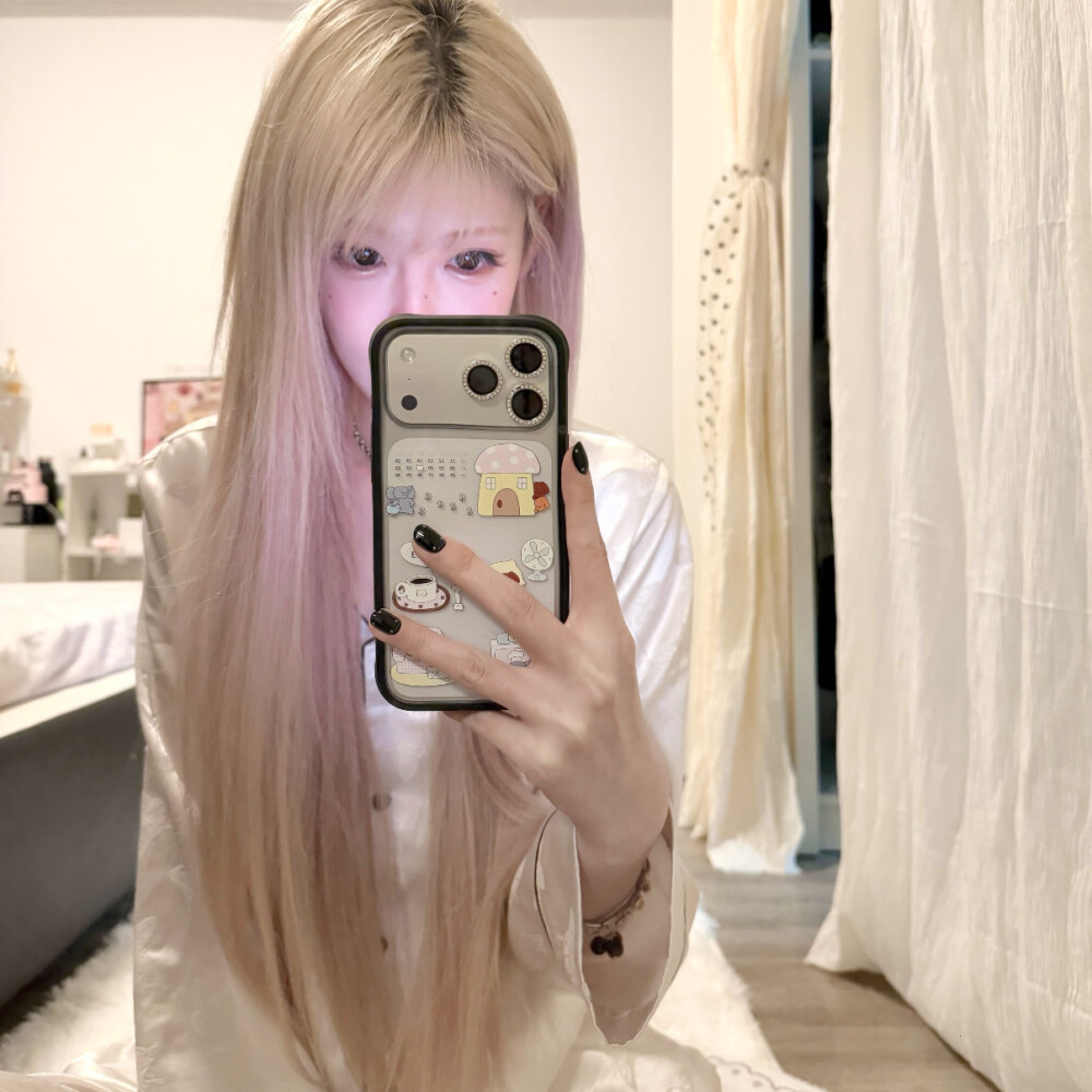 女头
二传头像注明出处