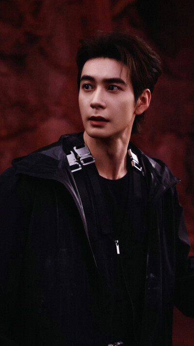 枭起青壤 炎拓 陈星旭