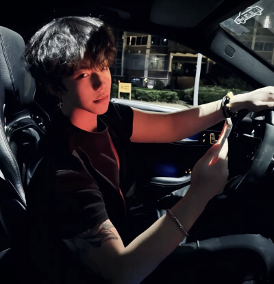 权威男头 dt邓春