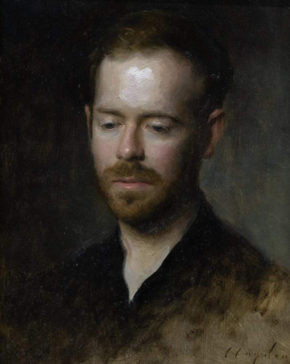 萨姆·克莱登是英国当代写实肖像与风景画家。他的艺术结合了19世纪现实主义、自然主义、文艺复兴与巴洛克风格，并融入印象派对光线与色彩的探索。克莱登强调“自然、光线、氛围与色彩设计”的力量，以油画捕捉人物与风景的瞬间美感。