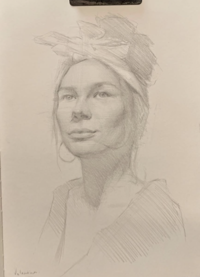 萨姆·克莱登是英国当代写实肖像与风景画家。他的艺术结合了19世纪现实主义、自然主义、文艺复兴与巴洛克风格，并融入印象派对光线与色彩的探索。克莱登强调“自然、光线、氛围与色彩设计”的力量，以油画捕捉人物与…