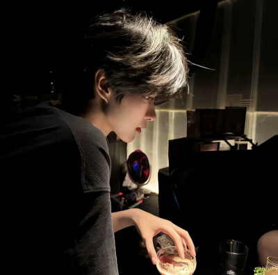 风格男头 dt邓春