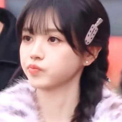 有没有人能看出来这个哈特蹦蹦猪又懒得单发了，总之每一张都很萌≧▽≦