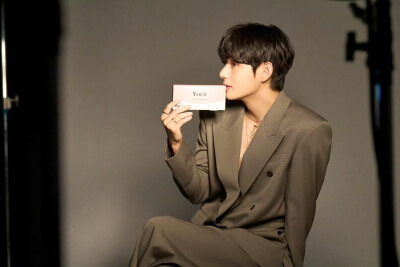 251203
yunth.official ins更新泰亨相关