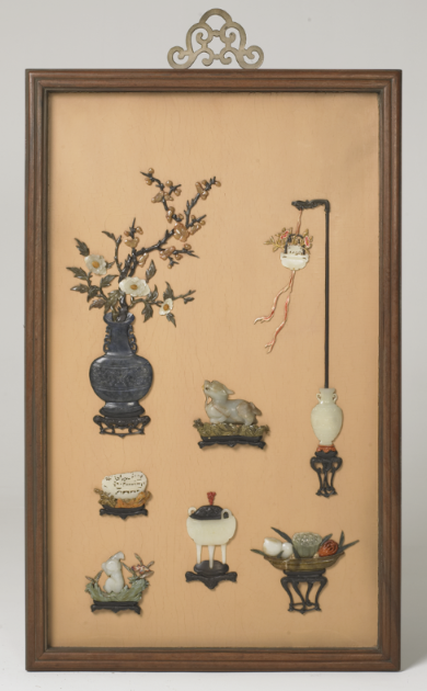 清代 花梨木边嵌玉牙博古图挂屏故宫博物院藏