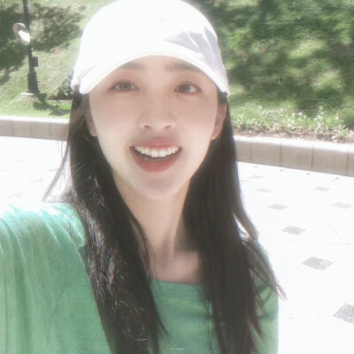 Le dicton:恐驚枝上雀 卻道樹常青