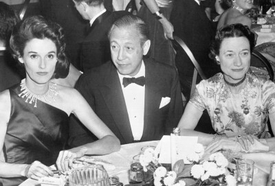 美国名媛芭比.佩利