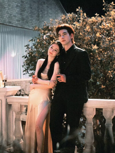 BY爱喝可乐的古娜小姐 中国 枭起青壤