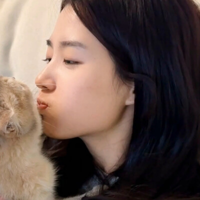 梦一样轻的亲亲