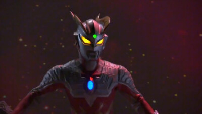 强状日冕型赛罗