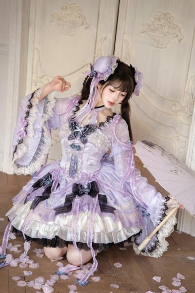 冲浪刷到了双生小熊家的新品图透，有些好看诶一整个期待住了