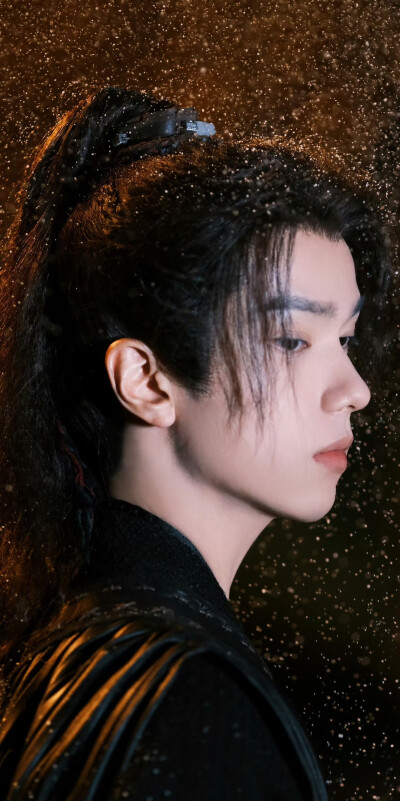 余承恩《天书黎明》顾天