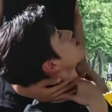 弟弟为什么这样看我