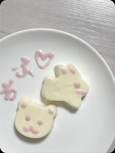 萌萌的食物饮品口牙