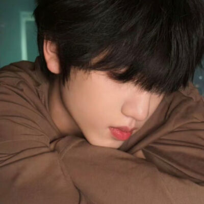 忧郁男神竟然在我身边