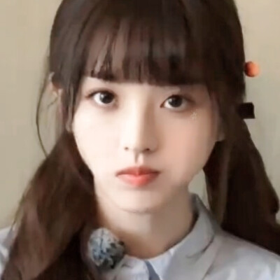 就这样看着你！