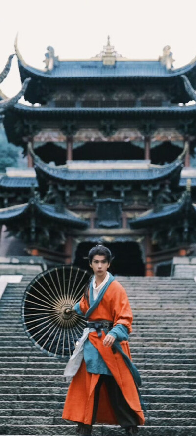 余承恩《天书黎明》顾天