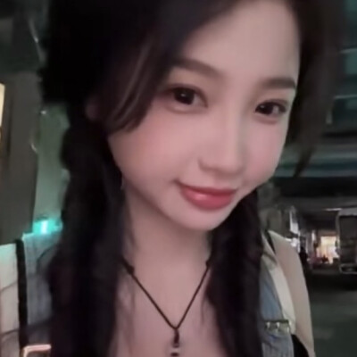 好久没更^=ω=^稍微调了一下色