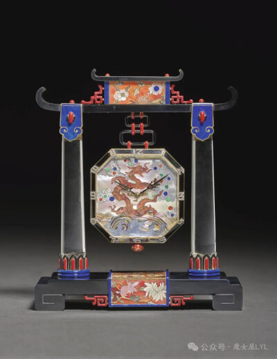 黄金、天然水晶、珐琅、珍珠母和黑玛瑙门廊钟表，江诗丹顿和VERGER FRERES出品，由LINZELER & MARCHAK零售，约1926年