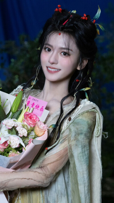 来战 洛柏 合诗雨