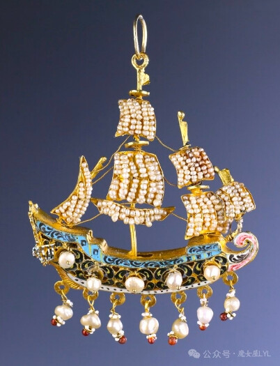 约1700-25年意大利珐琅船形吊坠