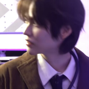 光绕过你天使般的脸