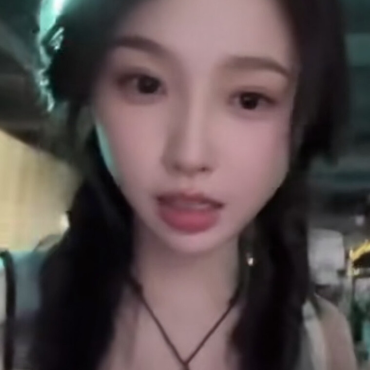 好久没更^=ω=^稍微调了一下色