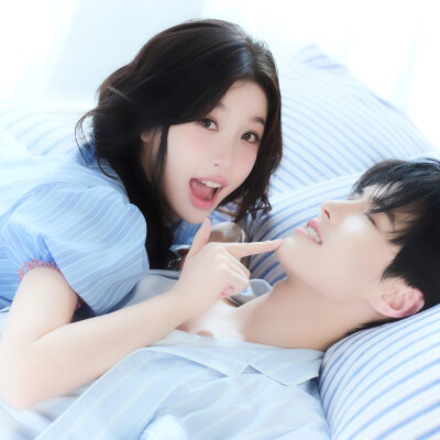 愛你像月光Un sourire brillant-Hey Boy.pillow