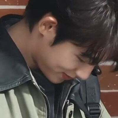 堆糖你鸡续吞我一点都不伤心一点都不失望